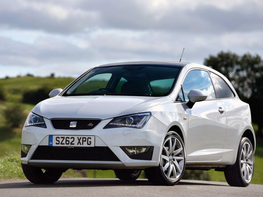  Seat Ibiza FR 2012 года  (UK) (фото 20 из 23)